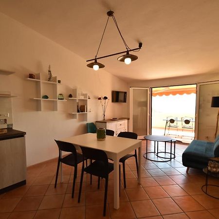 Ferienwohnung Route 25 - Cavoli - Vista Mare, Con Clima, Terrazza E Posto Auto Spiaggia di Cavoli Exterior foto