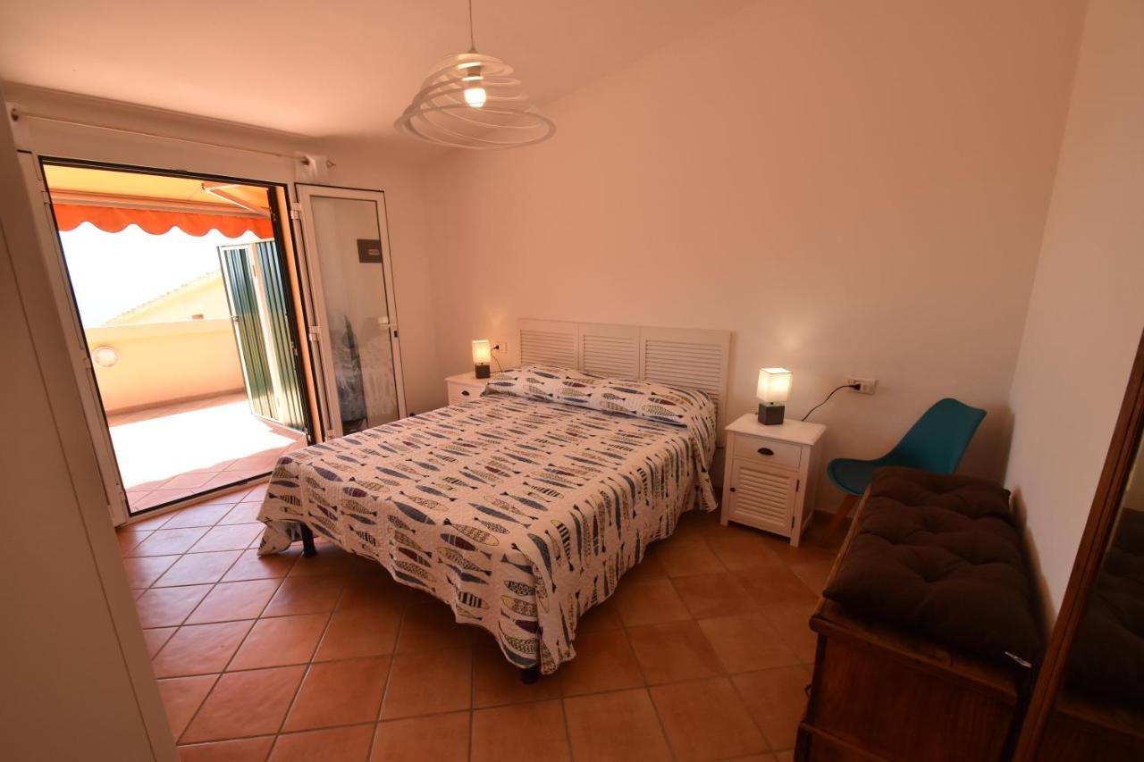 Ferienwohnung Route 25 - Cavoli - Vista Mare, Con Clima, Terrazza E Posto Auto Spiaggia di Cavoli Exterior foto